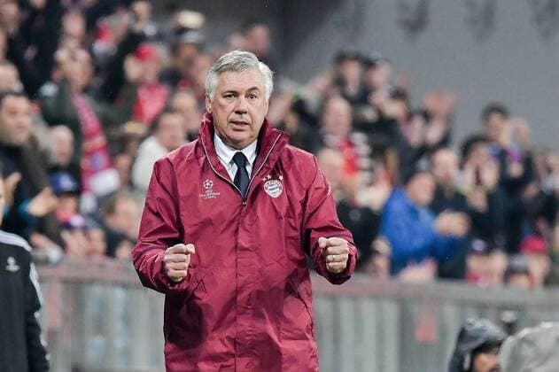 Fußball, CL, Bayern München - PSV Eindhoven xtwx, 19.10.2016, Fussball Champions League, FC Bayern München (Muenchen) - PSV Eindhoven, Gruppe D - 3. Spieltag Gestik Trainer Carlo Ancelotti (Bayern) München Munich