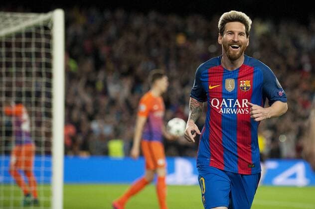 (161020) -- BARCELONA, Oct. 20, 2016 -- Barcelona s Lionel Messi celebrates scoring during the UEFA Champions League Group C football match between Barcelona and Manchester City at the Camp Nou stadium in Barcelona, Spain, Oct. 19, 2016. Barcelona won 4-0. ) (SP)SPAIN-BARCELONA-UEFA CHAMPIONS LEAGUE LinoxDexVallier 