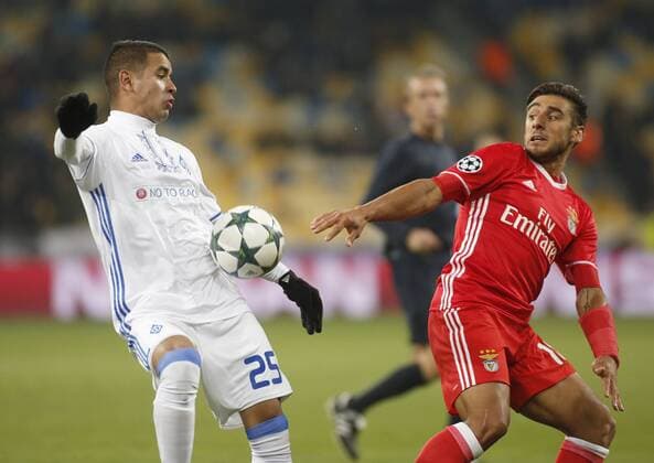 October 19, 2016 - Dynamo Derlis Gonzalez (L) vies with Benefica Eduardo Salvio (R ) during the UEFA Champions League Group stage match between FC Dynamo Kiev and Benfica FC at the Olympic Stadium in Kiev on 19 October , 2016. The UEFA Champions League Group stage match between FC Dynamo Kiev and Benfica FC - ZUMAs334 20161019_zap_s334_023