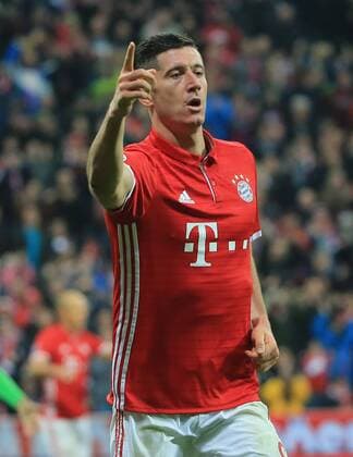 19.10.2016, CL, FC Bayern vs PSV Eindhoven, Allianz Arena Muenchen, Fussball, im Bild: Robert Lewandowski (FCB)