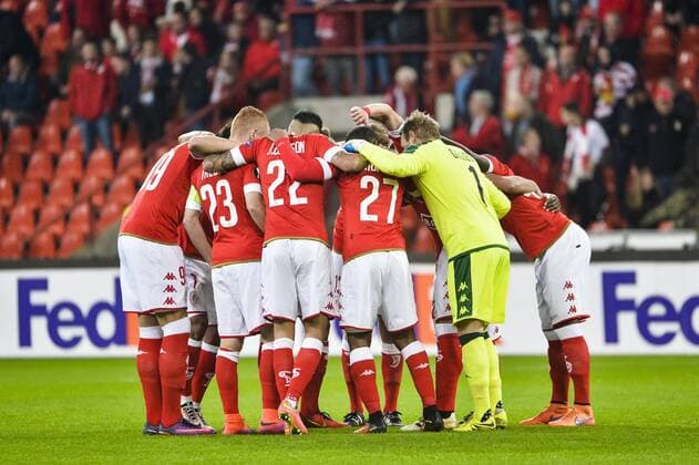 Standard s players pictured during a third game of the group stage (group G) of the Europa League competition between Belgian soccer team Standard de Liege and Greek soccer team Panathinaikos, Thursday 20 October 2016, in Liege. NICOLASxLAMBERT  x04962317x