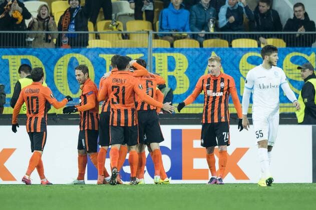 Shakhtar Donetsk s players celebrate after scoring during a third game of the group stage (group H) of the Europa League competition between Ukraine club Shaktar Donetsk and Belgian soccer team KAA Gent, Thursday 20 October 2016, in Lviv, Ukraine. JASPERxJACOBS  x04962407x