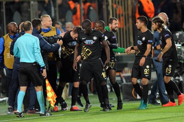 Osmanlispor s Raul Rusescu celebrates his goal with his team mates during Villareal - Osmanlispor European League Game at Ankara, 20th Oct. 2016. (Hikmet Saatci - Depo Photos)  15540779