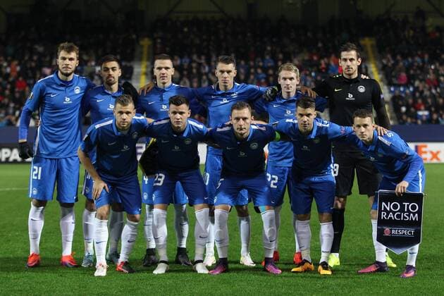 Team of FC Slovan Liberec pose for a family photo prior to the European Football League third round group J match FC Slovan Liberec vs ACF Fiorentina in Liberec, Czech Republic, October 20, 2016. (CTKxPhoto VitxCerny) CTKPhotoP201610201135401  CEV 6