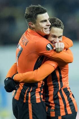 Shakhtar Donetsk s midfielder Maksym Malyshev and Shakhtar Donetsk s midfielder Marlos celebrates after scoring during a third game of the group stage (group H) of the Europa League competition between Ukraine club Shaktar Donetsk and Belgian soccer team KAA Gent, Thursday 20 October 2016, in Lviv, Ukraine. JASPERxJACOBS  x04962534x