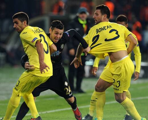 Osmanlispor s Raul Rusescu during Villareal - Osmanlispor European League Game at Ankara, 20th Oct. 2016. (Hikmet Saatci - Depo Photos)  15540873