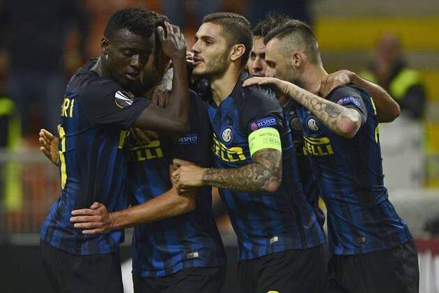Antonio Candreva Inter 1-0. Celebration goal Milano 20-10-2016 Stadio Giuseppe Meazza - Football Calcio Europa League Inter Mailand vs. FC Southampton giuseppexceleste