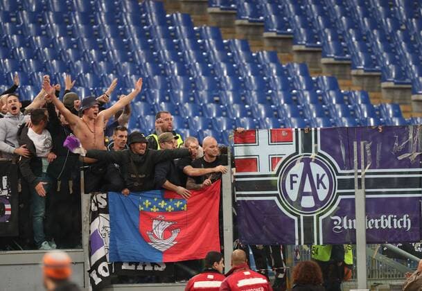 SOCCER - EL, Roma vs A.Wien ROME,ITALY,20.OCT.16 - SOCCER - UEFA Europa League, group stage, AS Roma vs FK Austria Wien. Image shows fans. GEPAxpictures xChristianxOrt