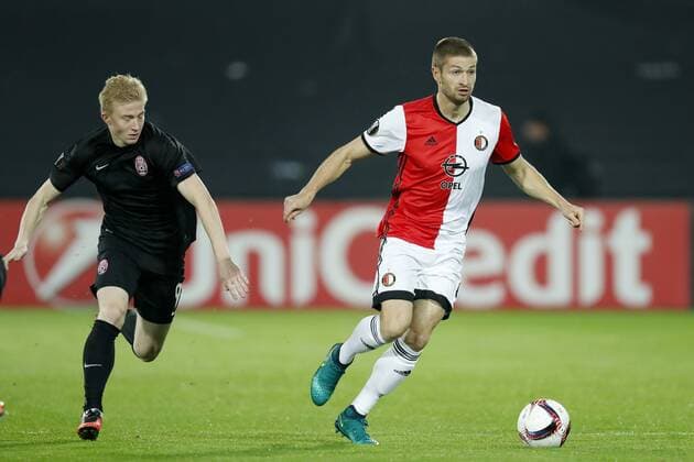 (L-R) Vladyslav Kulach of FC Zorya Luhansk, Jan-Arie van der Heijden of Feyenoordduring the Europa League group A match between Feyenoord and Zorya Luhansk on October 20, 2016 at the Kuip stadium in Rotterdam, The Netherlands. Feyenoord v Zorya Luhansk UEFA Europa League 2016 2017 xVIxxIVx 6431382