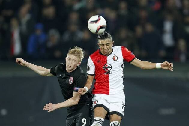 (L-R) Vladyslav Kulach of FC Zorya Luhansk, Bilal Basacikoglu of Feyenoordduring the Europa League group A match between Feyenoord and Zorya Luhansk on October 20, 2016 at the Kuip stadium in Rotterdam, The Netherlands. Feyenoord v Zorya Luhansk UEFA Europa League 2016 2017 xVIxxIVx 6431587