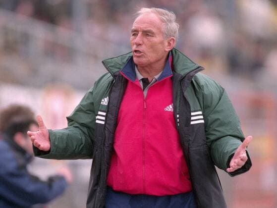Fußball, Regionalliga Nord Ost, Saison 1998 1999, 24. Spieltag, 06.03.1999, SG Dynamo Dresden - Spandauer SV, Dynamos Trainer Rolf Schafstall. RM001