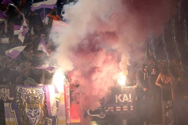 20.10.2016. Rome, Italy. UEFA Europa League group stages. Roma versus Austria Vienna. Austria Vienna supporters light flares during the match xmarcoxiacobuccix  ActionPlus11802258