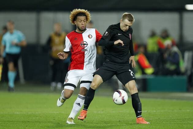 (L-R) Tonny Vilhena of Feyenoord, Dmytro Grechyshkin of FC Zorya Luhanskduring the Europa League group A match between Feyenoord and Zorya Luhansk on October 20, 2016 at the Kuip stadium in Rotterdam, The Netherlands. Feyenoord v Zorya Luhansk UEFA Europa League 2016 2017 xVIxxIVx 6432089