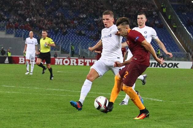 20.10.2016. Stadio Olimpico, Rome, Italy. Uefa Europa League, AS Roma versus Austria Vienna. El Shaarawy shoots to score for 2-1 xACTIVAxFOTOx  ActionPlus11802327