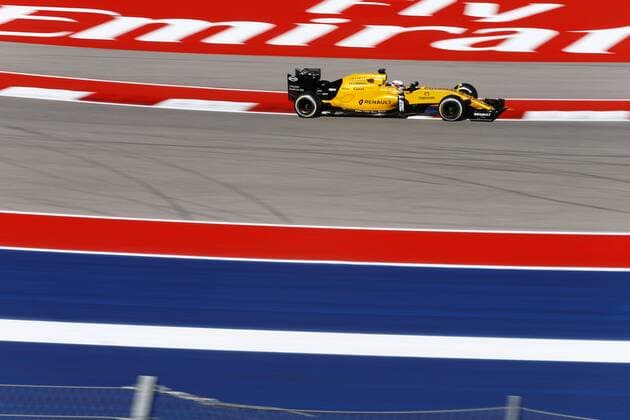 Motorsports: FIA Formula One World Championship WM Weltmeisterschaft 2016, Grand Prix of United States, 20 Kevin Magnussen (DEN, Renault Formula 1 Team), xHOCHxZWEIx