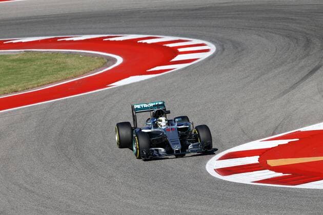 Motorsports: FIA Formula One World Championship WM Weltmeisterschaft 2016, Grand Prix of United States, 44 Lewis Hamilton (GBR, Mercedes AMG Petronas Formula One Team), xHOCHxZWEIx