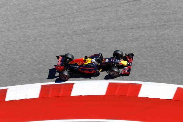 Motorsports: FIA Formula One World Championship WM Weltmeisterschaft 2016, Grand Prix of United States, 3 Daniel Ricciardo (AUS, Red Bull Racing), xHOCHxZWEIx