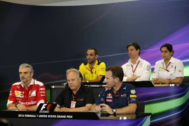 United States Grand Prix, Austin 20 - 23 October 2016 21.10.2016 - press conference PK Pressekonferenz (From Row back) Cyril Abiteboul (FRA) Renault F1 Managing Director, Toto Wolff (GER) Mercedes AMG F1 Shareholder and Executive Director, Monisha Kaltenborn (AUT), CEO and Team Principal, Sauber F1 Team, Maurizio Arrivabene (ITA) Ferrari Team Principal, Gene Haas (USA), head of the Haas F1 Team, Daniel Ricciardo (AUS) Red Bull Racing RB12 