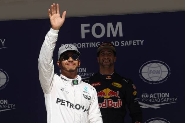 United States Grand Prix, Austin 20 - 23 October 2016 22.10.2016 - Qualifying, Lewis Hamilton (GBR) Mercedes AMG F1 W07 Hybrid pole position and 3rd position Daniel Ricciardo (AUS) Red Bull Racing RB12 