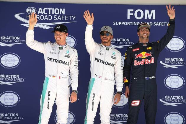 Motorsports: FIA Formula One World Championship WM Weltmeisterschaft 2016, Grand Prix of United States, 6 Nico Rosberg (GER, Mercedes AMG Petronas Formula One Team), 44 Lewis Hamilton (GBR, Mercedes AMG Petronas Formula One Team), 3 Daniel Ricciardo (AUS, Red Bull Racing), xHOCHxZWEIx