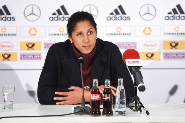 Steffi Jones (Bundestrainerin Deutsche Nationalmannschaft) in der Pressekonferenz nach der Begegnung gegen Österreich, Fussball, Länderspiel Frauen, Deutschland - Österreich, Fussball, Länderspiel Frauen, Deutschland - Österreich, xmhx