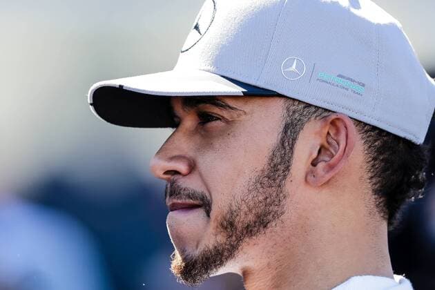 October 22, 2016 - Austin, Texas, U.S - Mercedes driver Lewis Hamilton (44) of Great Britain talks with reporters after the qualifying session at the Circuit of the Americas race track in Austin,Texas. F1 2016 - Formula 1 United States Grand Prix. - ZUMAw300 20161022_zaf_w300_149
