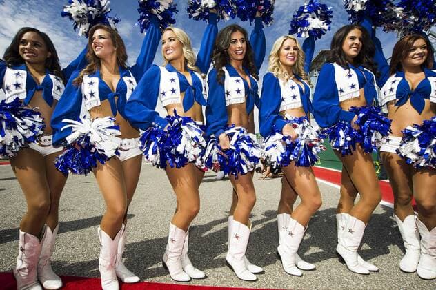 October 23, 2016: Dallas Cowboys Cheerleaders in action at the United States Grand Prix, Circuit of the Americas. Austin, TX. CSM Formula One 2016: United States Grand Prix OCT 23 - ZUMAc04_ 20161023_zaf_c04_007