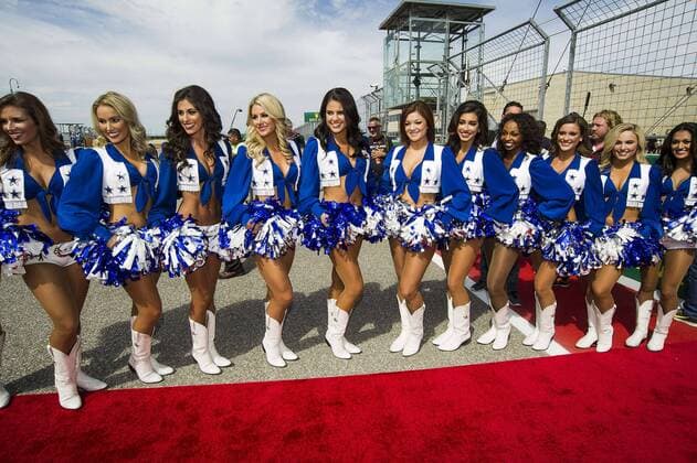 October 23, 2016: Dallas Cowboys Cheerleaders in action at the United States Grand Prix, Circuit of the Americas. Austin, TX. CSM Formula One 2016: United States Grand Prix OCT 23 - ZUMAc04_ 20161023_zaf_c04_029