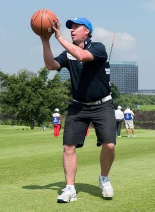 October 23, 2016 - Haikou, Hainan, China - Footballer Robbie Fowler during a basketball shoot out on the 17th tee at the Blackstone course in Mission Hills resort Haikou during the 2nd round of the 4th World celebrity Pro-am. .Blackstone course, Mission Hills resort, Haikou, Hainan Island China. Round 2 of the Mission Hills 4th World celebrity Pro-Am tournament 2016 - ZUMAr144 20161023_zap_r144_023