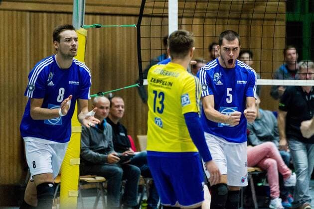 Jubel Georg Klein (8 VfB), Markus Steuerwald (13 VfB) und David Sossenheimer (5 VfB); DVV-Pokal Achtelfinale: SSC Karlsruhe vs VfB Friedrichshafen, Albgauhalle, Karlsruhe-Ettlingen Germany, 20161026; Karlsruhe-Ettlingen Copyright: xWuechnerx xEibner-Pressefotox EP_nwr