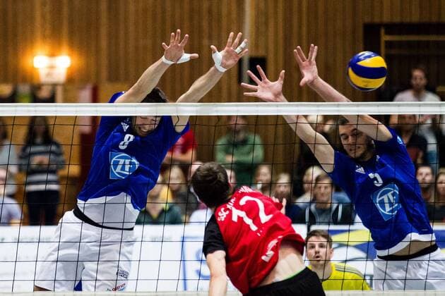 Block Georg Klein (8 VfB) und David Sossenheimer (5 VfB); DVV-Pokal Achtelfinale: SSC Karlsruhe vs VfB Friedrichshafen, Albgauhalle, Karlsruhe-Ettlingen Germany, 20161026; Karlsruhe-Ettlingen Copyright: xWuechnerx xEibner-Pressefotox EP_nwr