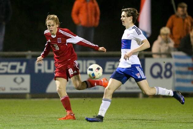 Ryan Johansson (Luxemburg 18) Fussball, U17 U 17 EM-Qualifikation 2016, European Qualifiers, Saison 2016-2017 26.10.2016 Luxemburg U17 - Färöer Inseln U17 (Luxembourg Under-17 vs Faroe Islands Under-17, Faeroer) Stade Jos Haupert, Niederkorn 