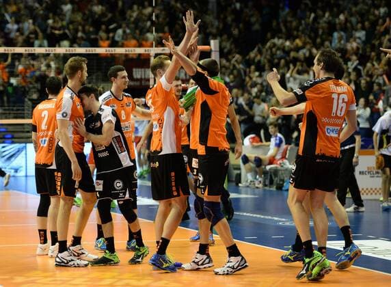 Volleyball, Herren, Saison 2016 17, DVV-Pokal, Achtelfinale, BR Volleys - United Volleys Rhein-Main, Jubel bei den BR Volleys nach dem Sieg im Achtelfinale, 27.10.16,