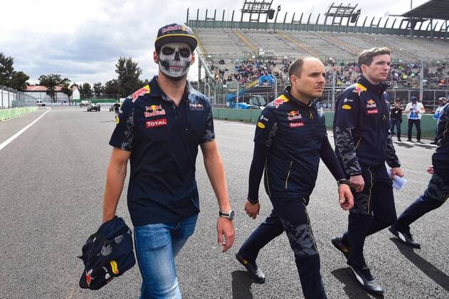 Max Verstappen (Red Bull Racing) mit Masken Make Up bei der Streckenbegehung, Grosser Preis von Mexiko 2016, Motorsport, Formel 1, 27.10.2016, Mexiko City Copyright: xAndre Eibner-Pressefotox EP_JAE