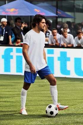 Mexican Grand Prix, Mexico City 27 - 30 October 2016 Carlos Sainz Jr (ESP) Scuderia Toro Rosso at a charity football match. 26.10.2016. 