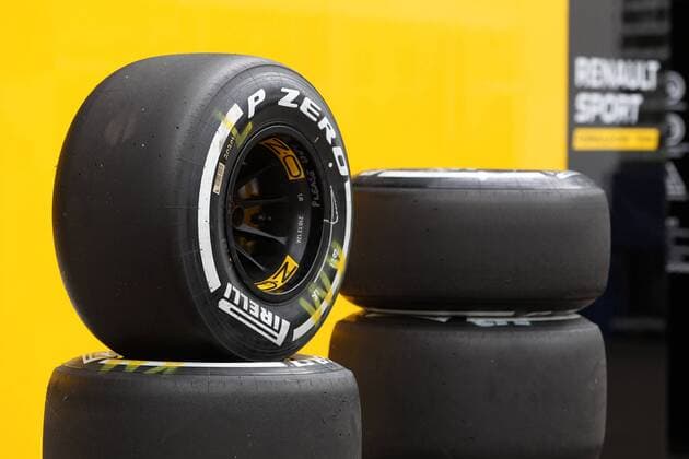 Mexican Grand Prix, Mexico City 27 - 30 October 2016 28.10.2016 - Free Practice 1, Pirelli Tyres and OZ Wheels 