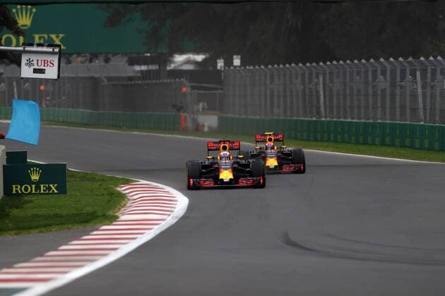 Mexican Grand Prix, Mexico City 27 - 30 October 2016 28.10.2016 - Free Practice 1, Daniel Ricciardo (AUS) Red Bull Racing RB12 leads Max Verstappen (NED) Red Bull Racing RB12 