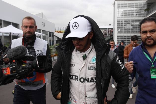 Mexican Grand Prix, Mexico City 27 - 30 October 2016 28.10.2016 - Free Practice 1, Lewis Hamilton (GBR) Mercedes AMG F1 W07 Hybrid 