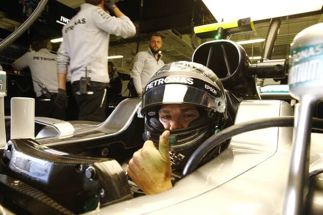 Bilder des Tages - SPORT Motorsports: FIA Formula One World Championship WM Weltmeisterschaft 2016, Grand Prix of Mexico, 6 Nico Rosberg (GER, Mercedes AMG Petronas Formula One Team), xHOCHxZWEIx