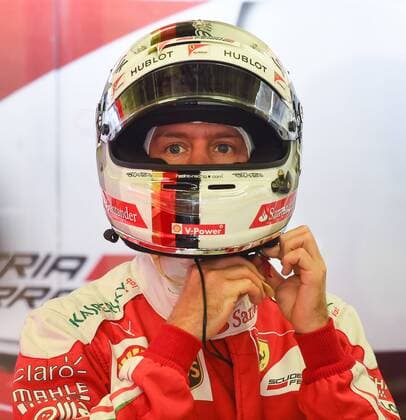 Sebastian Vettel (Scuderia Ferrari) schliesst den Helm, Grosser Preis von Mexiko 2016, Motorsport, Formel 1, 28.10.2016, Mexiko City Copyright: xAndre Eibner-Pressefotox EP_JAE