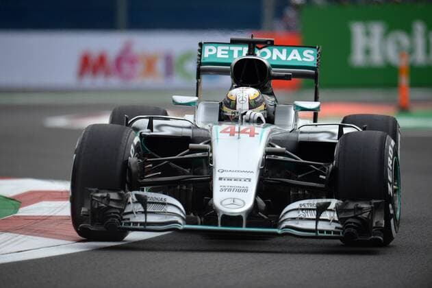 Mexican Grand Prix, Mexico City 27 - 30 October 2016 28.10.2016 - Lewis Hamilton (GBR) Mercedes AMG F1 W07 Hybrid 