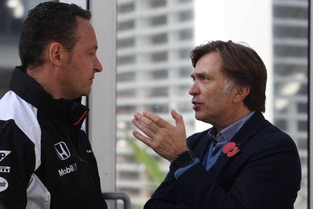 Mexican Grand Prix, Mexico City 27 - 30 October 2016 29.10.2016 - Jost Capito (GER) McLaren Chief Executive Officer (right) 