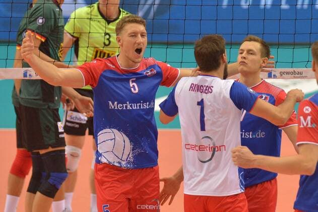 29.10.2016, xtkx, Volleyball 1.Bundesliga Herren, United Volleys - TV Buehl, emspor, v.l. Lukas Bauer (United Volleys) , Florian Ringseis (United Volleys) , Jan Zimmermann (United Volleys) , Frankfurt am Main