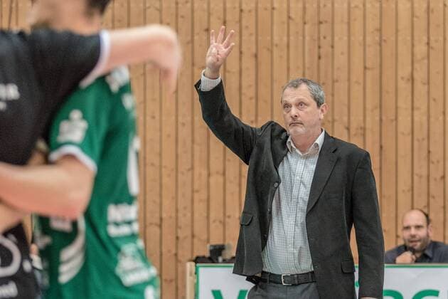 Mirko Culic (Trainer-Netzhoppers) 29.10.2016, Volleyball-Bundesliga, Männer