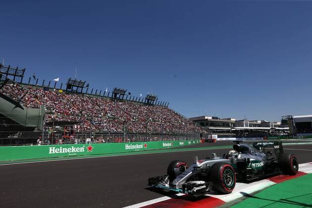 Mexican Grand Prix, Mexico City 27 - 30 October 2016 29.10.2016 - Qualifying, Lewis Hamilton (GBR) Mercedes AMG F1 W07 Hybrid 