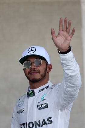 Mexican Grand Prix, Mexico City 27 - 30 October 2016 29.10.2016 - Qualifying, Lewis Hamilton (GBR) Mercedes AMG F1 W07 Hybrid pole position 