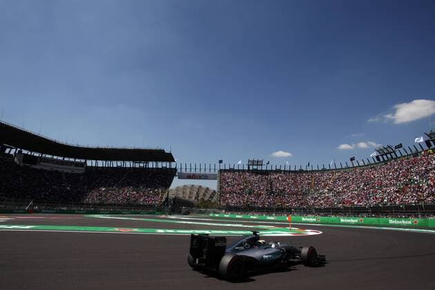 Mexican Grand Prix, Mexico City 27 - 30 October 2016 29.10.2016 - Qualifying, Lewis Hamilton (GBR) Mercedes AMG F1 W07 Hybrid 