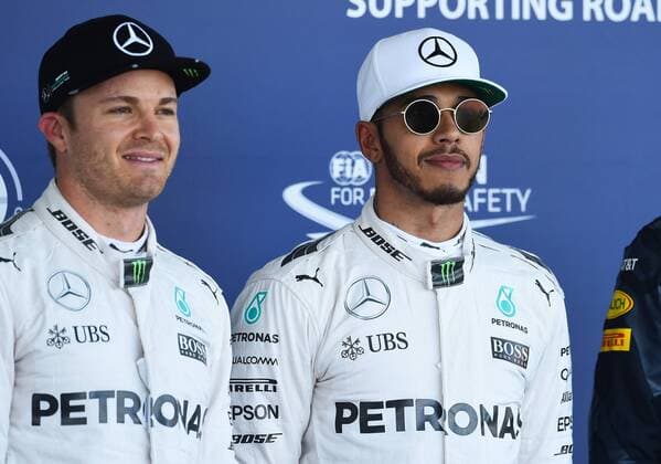 Lewis Hamilton (Mercedes AMG Petronas Formula One Team) und Nico Rosberg (Mercedes AMG Petronas Formula One Team) nebeneinander, Grosser Preis von Mexiko 2016, Motorsport, Formel 1, 29.10.2016, Mexiko City Copyright: xAndre Eibner-Pressefotox EP_AND