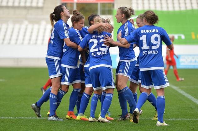 Torjubel SC Sand zum 1:1, Allianz Frauen-Bundesliga : SGS Essen - SC Sand, xmkx