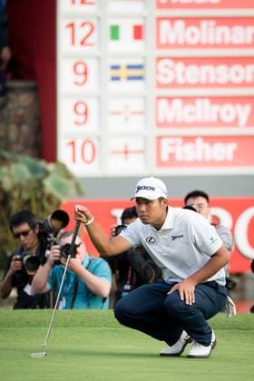 Hideki Matsuyama of Japan considers a putt during the final round of the 2016 WGC-HSBC Champions golf tournament in Shanghai, China, 30 October 2016. Hideki Matsuyama waved to a cheering crowd from the top balcony of a corporate suite over the 18th green at Sheshan International, where moments earlier he finished up a thorough beating of a world-class field in the HSBC Champions. He never felt higher. His game never felt better. And the 24-year-old Japanese star can only hope that he s just getting started. Matsuyama never gave anyone a chance Sunday, closing with a 6-under 66 for a seven-shot victory that made him the first Asian to win a World Golf Championships event since the series began in 1999. And it was only fitting that he won at the event billed as Asia s major. Matsuyama finishes off dominant victory in Shanghai  pbu525301_61